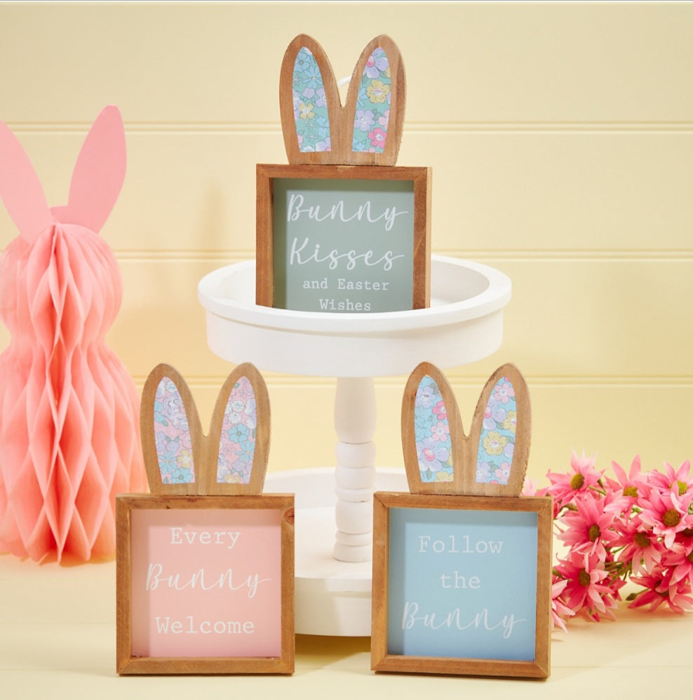 Floral Bunny Plaques