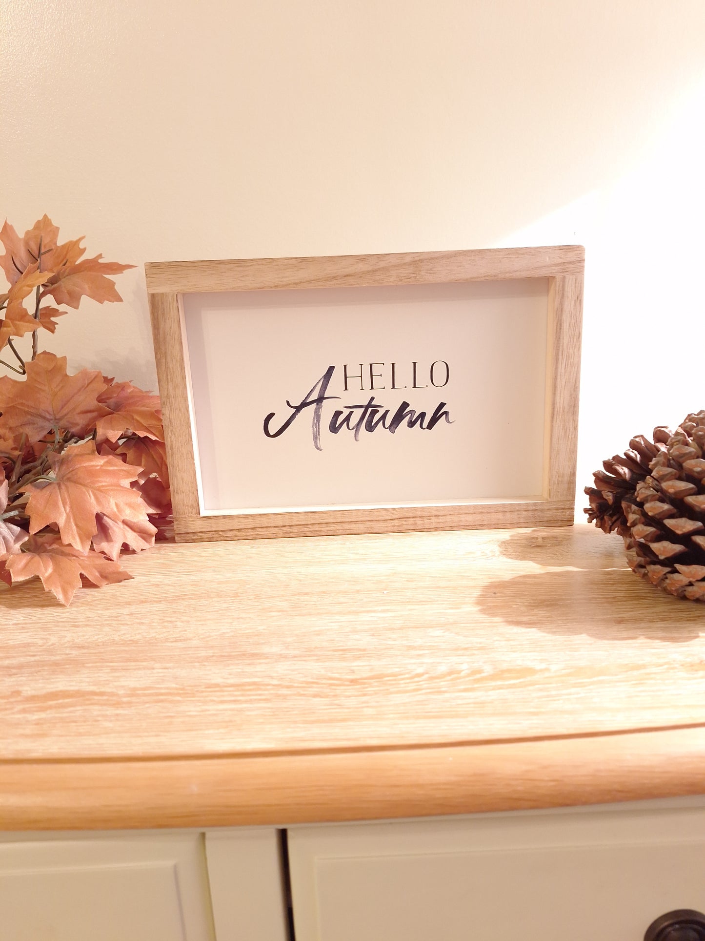 Hello Autumn Plaque